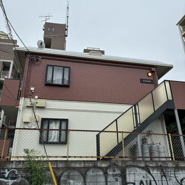 ビーライン本町のエントランス