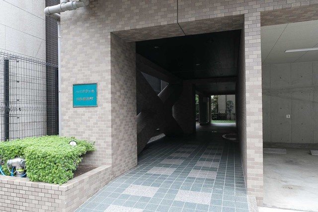 ハイクラッセ日本橋浜町のエントランス|毎日通るエントランスはこのようになっています
