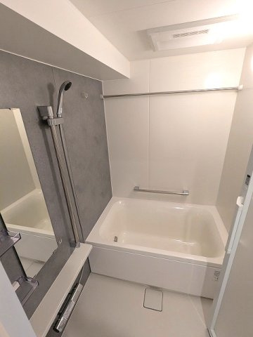 ライトハウス元浅草の浴室|追焚オートバス、浴室換気乾燥機、24時間換気システム