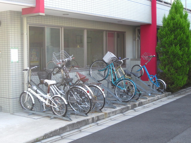 諏訪ハイムのその他共用部分|駐輪場です