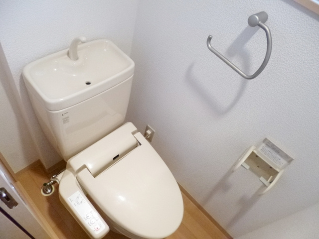 諏訪ハイムのトイレ|トイレは暖房・洗浄便座です