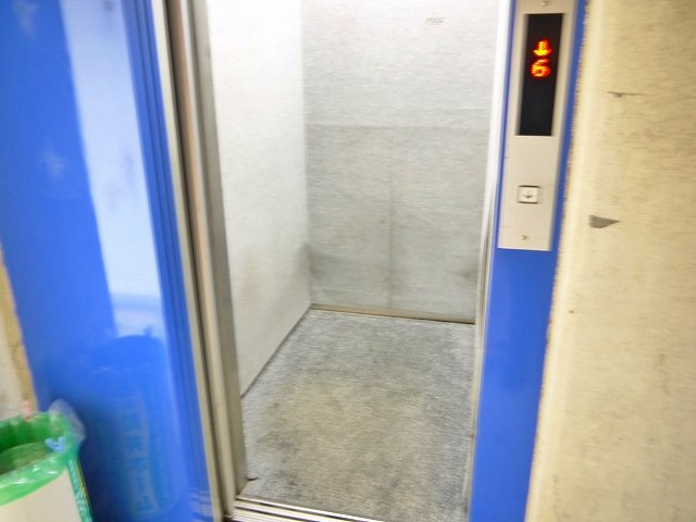 富士ハイツ筒井のその他共用部分|エレベーター付き