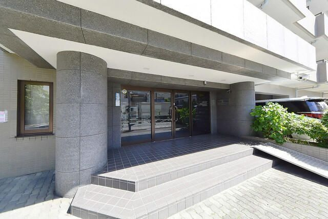 パークステージ亀戸北のエントランス