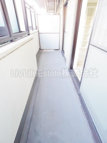 東村山市久米川町４丁目の賃貸マンションのバルコニー