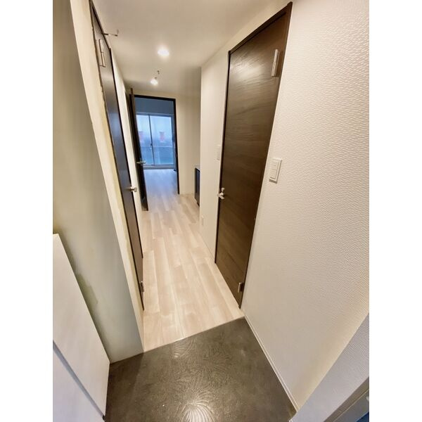 RESIDENCIA御器所　名古屋市賃貸　仲介手数料無料の玄関