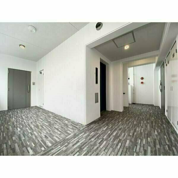 RESIDENCIA御器所　名古屋市賃貸　仲介手数料無料のロビー