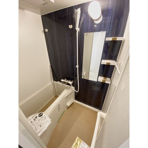 RESIDENCIA御器所　名古屋市賃貸　仲介手数料無料の浴室
