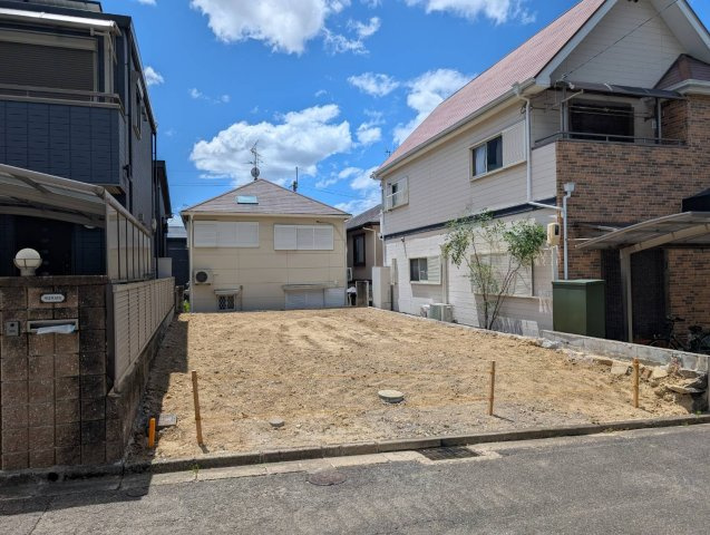 成田南町　新築一戸建ての外観