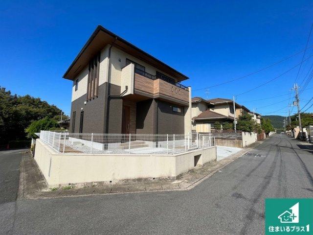 ●12(土)13(日)現地説明会　生駒市萩の台　新築一戸建ての外観|お客様に長く安心して住んでいだだける事にこだわった家づくり！住んでからのアフターサービスにもしっかりと取り組んでいます！