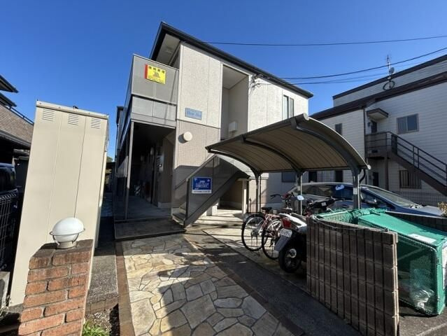 ブランブルーの外観