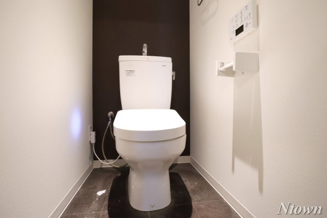 【トイレ】 | ポルタニグラ千種 | 落ち着いた色調のトイレです