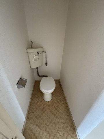 第１カトレアハイツ寝屋川のトイレ