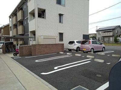 【駐車場】 | ラファーレセゾン