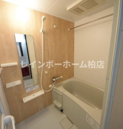 仲介手数料50％半額キャンペーン物件の浴室|浴室乾燥機があります