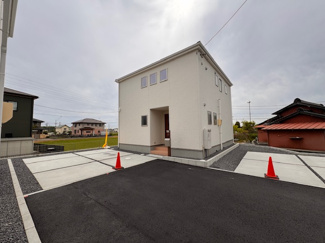 【前面道路含む現地写真】 | LiveleGarden尾張旭市東印場町全5棟【仲介手数料無料　渋川小　西中】 | 今すぐのご案内可能です！→  0120-336-922　までお気軽にお問い合わせください。