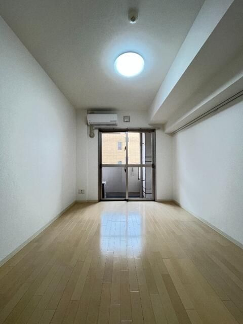【寝室】