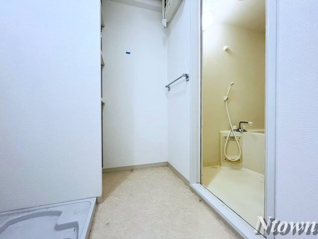 【洗面所】 | Gramercy Sakae | 明るい洗面所です