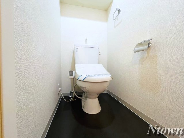 【トイレ】 | Gramercy Sakae | ゆったりとした空間のトイレです