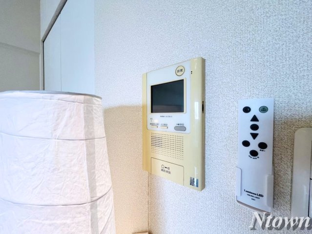 【セキュリティ】 | Gramercy Sakae | モニター付きインターホンです。