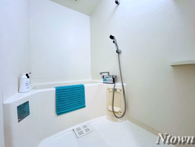【洗面所】 | Gramercy Sakae | スペースが確保できる洗面所です