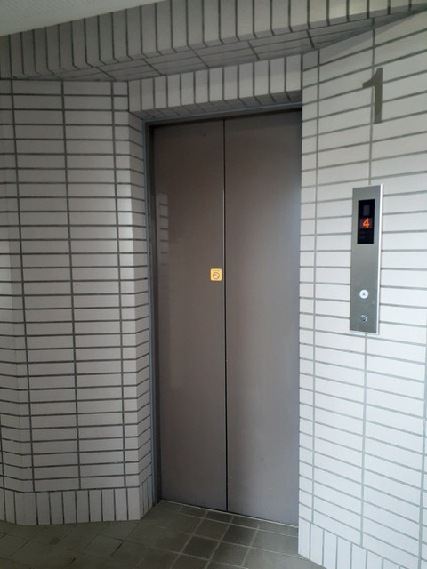 エレベーター付き