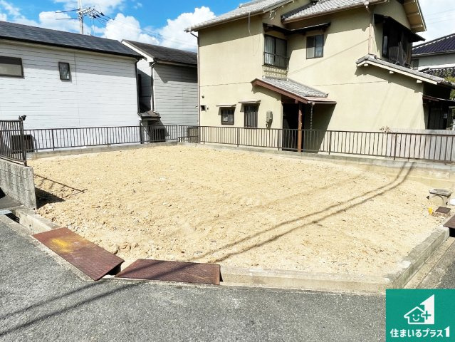枚方市藤阪元町　第1期　新築一戸建ての外観|周辺は落ち着いた街並みの住宅地！子育てがしやすい住環境です！まだ未完成ですが、現地でしかわからない事もございます。是非一度ご覧ください。