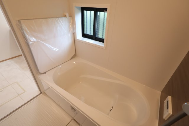 《仲介手数料無料》練馬区西大泉５丁目27-15新築一戸建てハートフルタウンの浴室