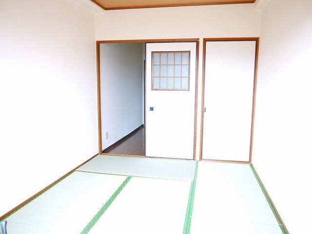 ふぁみ～ゆ筒井の寝室