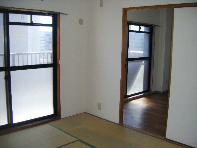 パストラル西船|こちらは和室のお部屋です