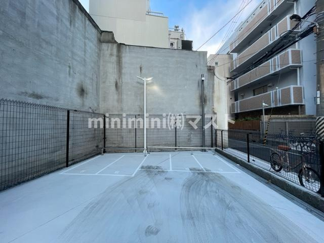 アーバネックス梅田中崎町Ⅱの駐車場
