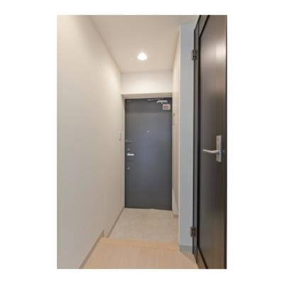 【玄関】 | アドバンス相模大野 | ※写真は同タイプ住戸です。