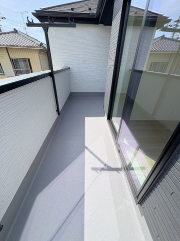 八潮市大字大瀬　新築戸建　全2棟　2号棟のバルコニー|同施工会社の参考写真になります。