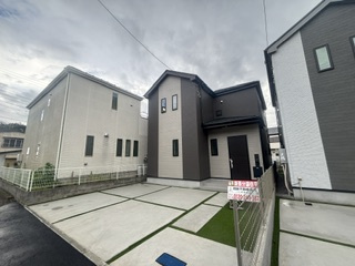 【外観】 | 横浜市泉区和泉町　新築分譲住宅　全３棟　今回販売1棟 | 現地（8月13日撮影）