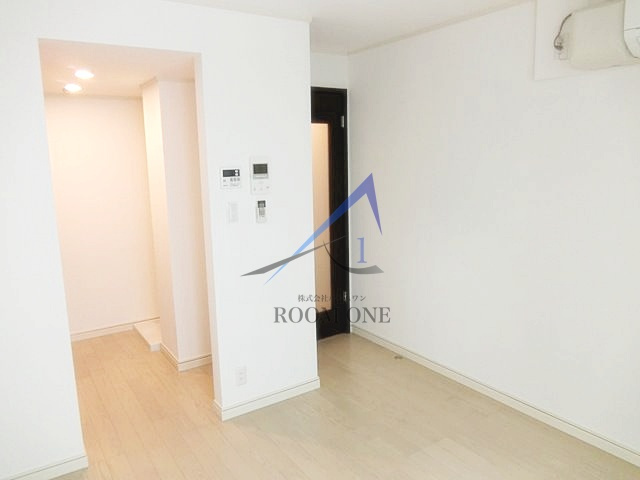エムズハウスの居間・リビング|洋室のお部屋です。