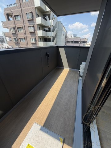 SHARIO GARDEN新梅田のバルコニー