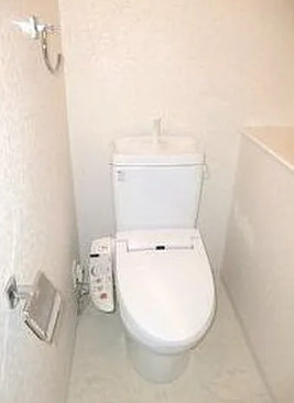 カスタリア北上野のトイレ|コンパクトで使いやすいトイレです
