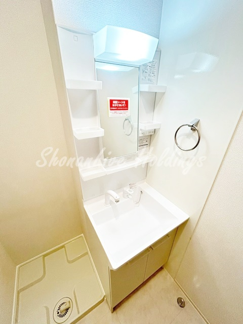 藤沢市本町１丁目の賃貸マンションの洗面所