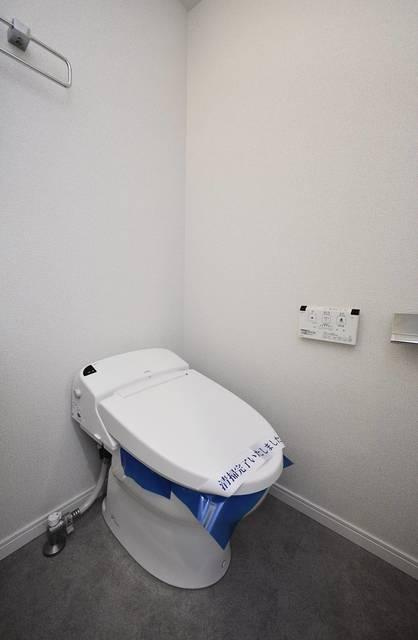 デザイアレジデンス桜新町のトイレ|シンプルで使いやすいトイレです