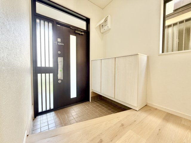 戸建 知立市八橋町町田の玄関