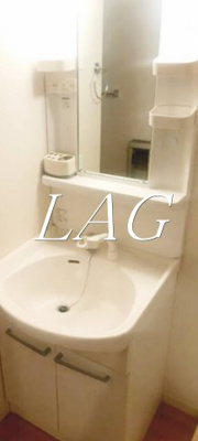 【洗面所】 | リバーアイランド | 洗面台です。