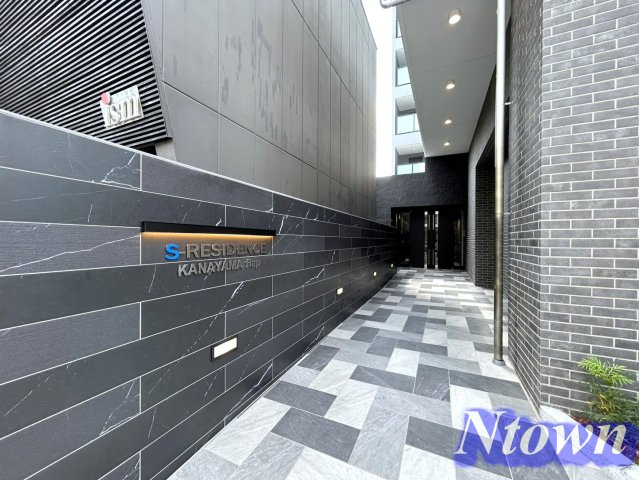 【エントランス】 | S-RESIDENCE金山flap(フラップ) | 清潔なエントランスです