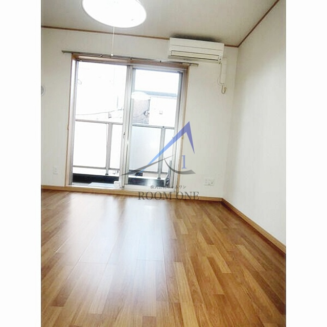 キャトルフルールの居間・リビング|洋室のお部屋です。