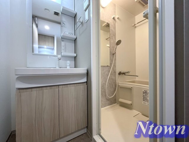 【洗面所】 | S-RESIDENCE金山flap(フラップ) | 広い洗面スペース