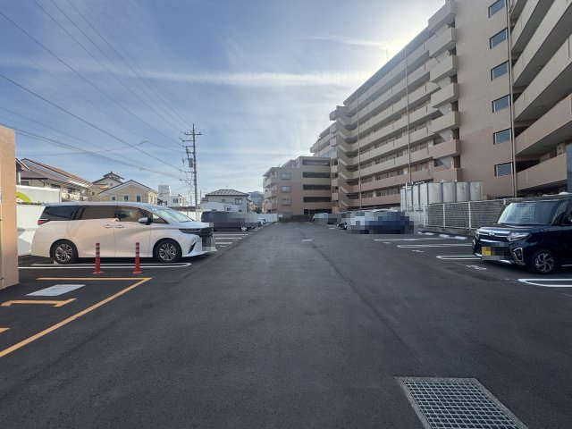 サンクレイドル高崎ガーデンコートの駐車場|敷地内駐車場です。