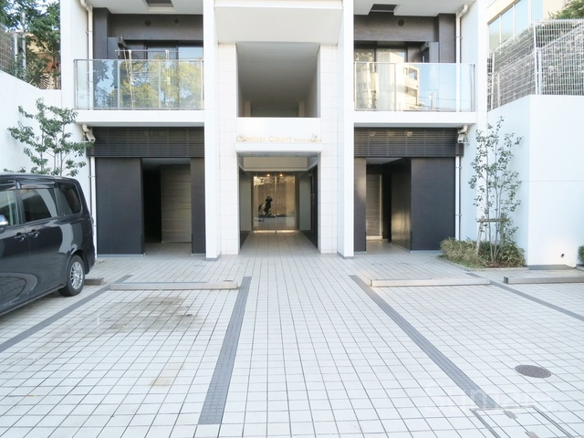 Ｃｅｒｅｓｉａ　Ｃｏｕｒｔ　Ａｓｕｋａｙａｍａの駐車場|建物入り口です★
