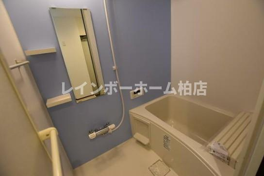 特典：仲介手数料が無料です!!の浴室|追い焚き機能・浴室乾燥機があります