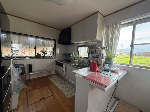 島原市有明町　平屋のキッチン