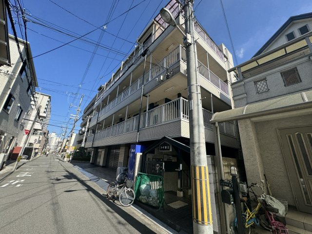 コーポ春日の外観
