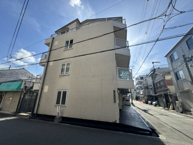 コーポ春日の外観