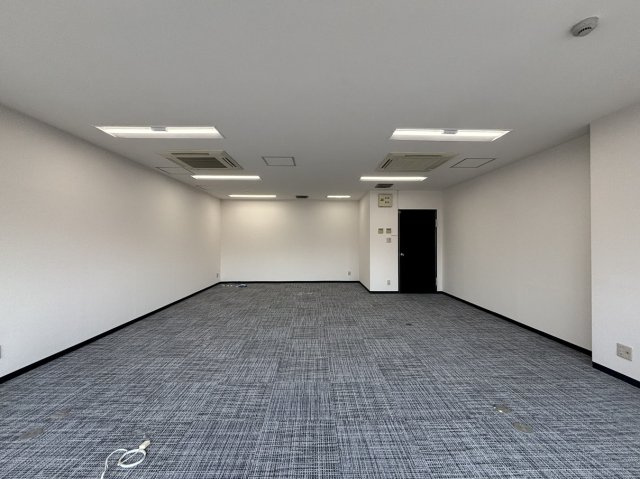 ＥＰＯ　ＳＨＩＮＯＳＡＫＡ　ＢＵＩＬＤＩＮＧ